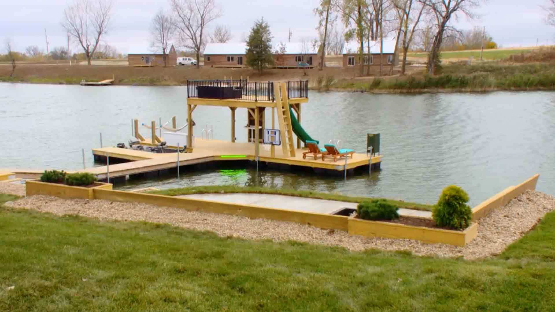 Lake Life Deck Lake Life Deck